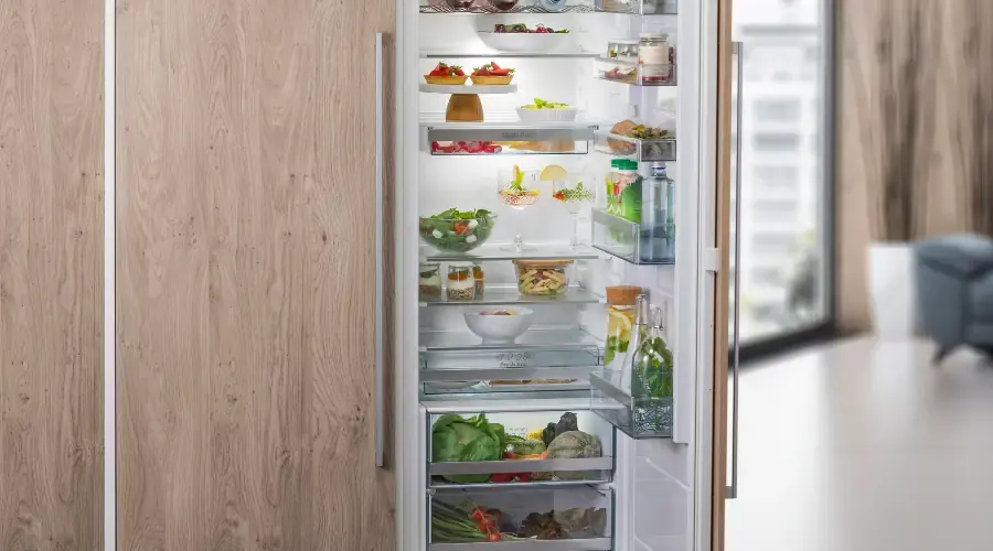 hisense_bi_single_door_fridge_ambiental-900-500.webp hisense_bi_single_door_fridge_ambiental-900-500.webp
